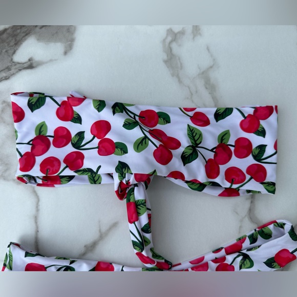 Like New Cherry 🍒 Bikini Size Small swimsuit set - Picture 4 of 9